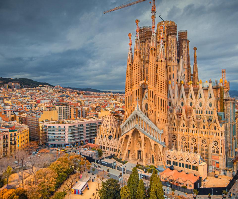 La Sagrada FamÍlia si svela: i lavori saranno completati nel 2026 dopo 144 anni 